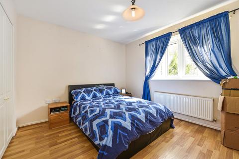 14 Beckett Road, Andover, SP10 3HT