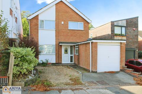 4 bedroom detached house to rent, Dovedale Road, Stoneygate, Leicester LE2