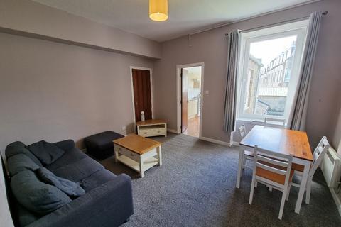 2 bedroom flat to rent, Urquhart Street, City Centre, Aberdeen, AB24