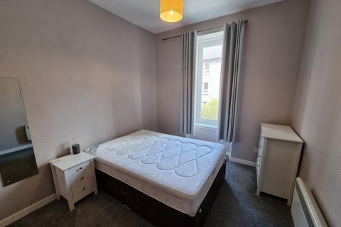 2 bedroom flat to rent, Urquhart Street, City Centre, Aberdeen, AB24