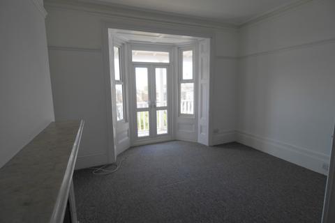 2 bedroom flat to rent, Grove Road, Ventnor, Isle Of Wight. PO38 1TH