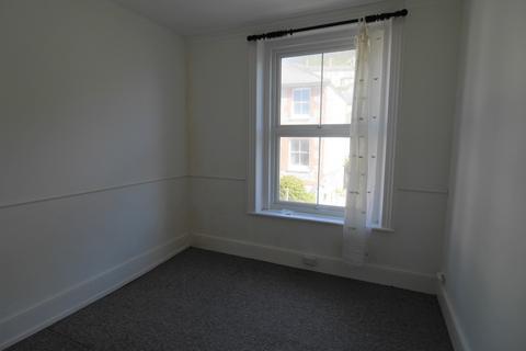 2 bedroom flat to rent, Grove Road, Ventnor, Isle Of Wight. PO38 1TH