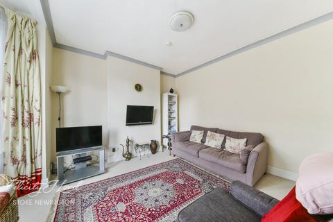 35 Braydon Road, London, N16 6QL