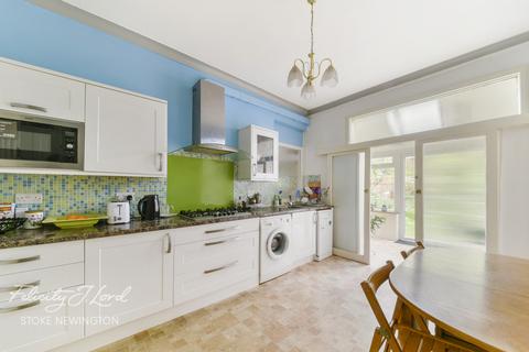 35 Braydon Road, London, N16 6QL