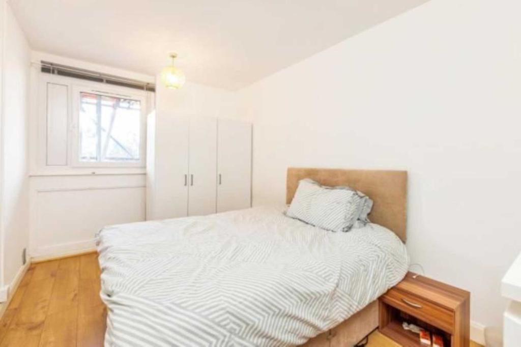 Kelvedon House, Stockwell, SW8 2 bed flat £1,600 pcm (£369 pw)