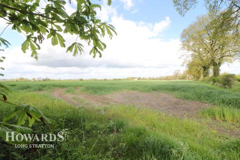 37 Mill Lane, Pulham Market, Diss, IP21 4TN