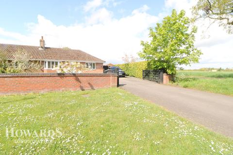 37 Mill Lane, Pulham Market, Diss, IP21 4TN