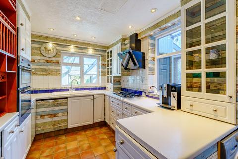 45 Cheapside Road, Ascot, SL5 7QR