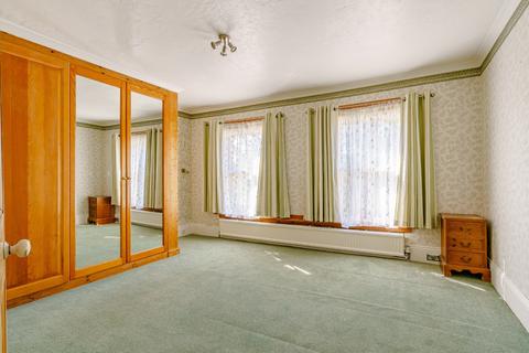 45 Cheapside Road, Ascot, SL5 7QR