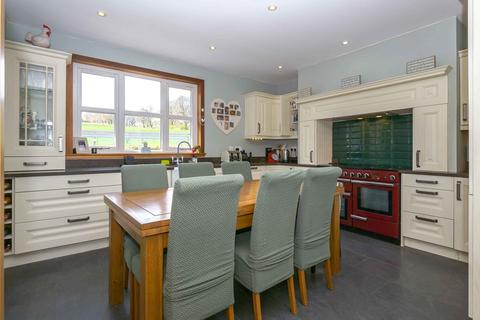 Glendale Queensferry Road, Muthill, Crieff, PH5 2AQ