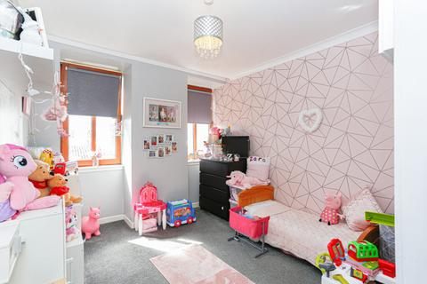 19 Weavers Way, Tillicoultry, FK13 6BD