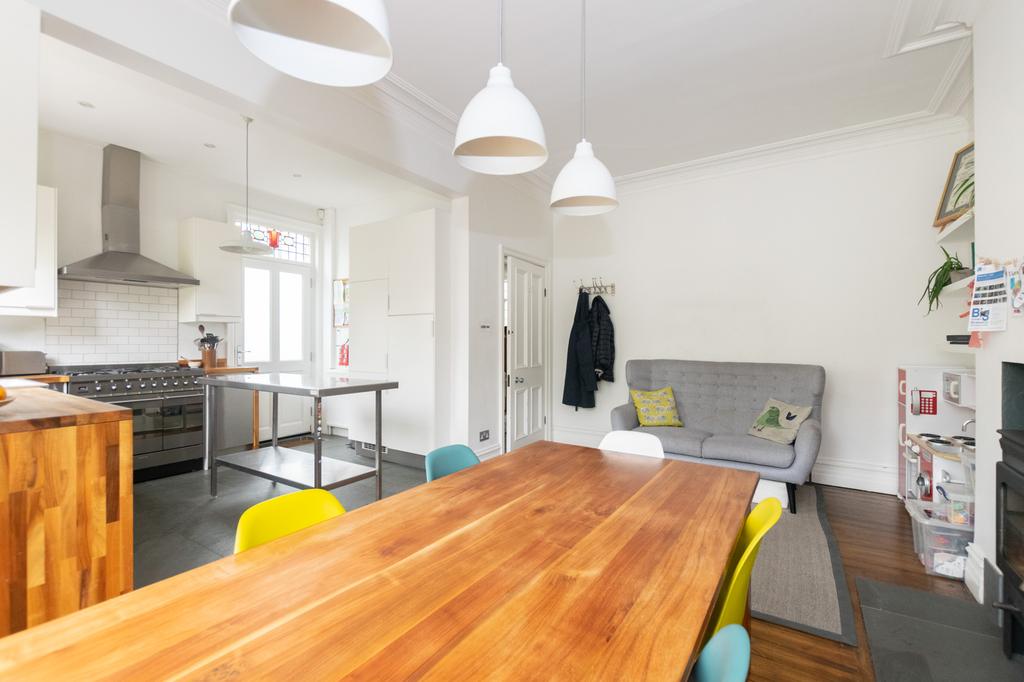 Dining Kitchen 3