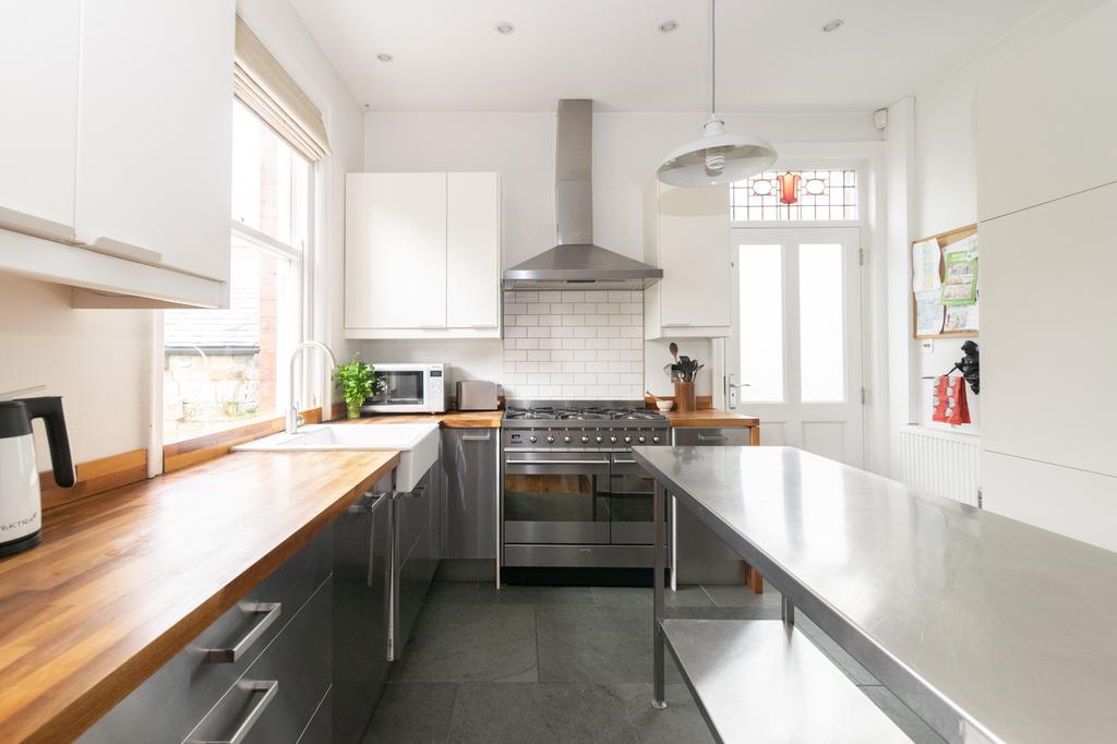 Dining Kitchen 4