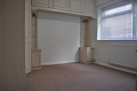 2 bedroom apartment to rent, Ardleigh Court, Hutton Road, Shenfield, Brentwood