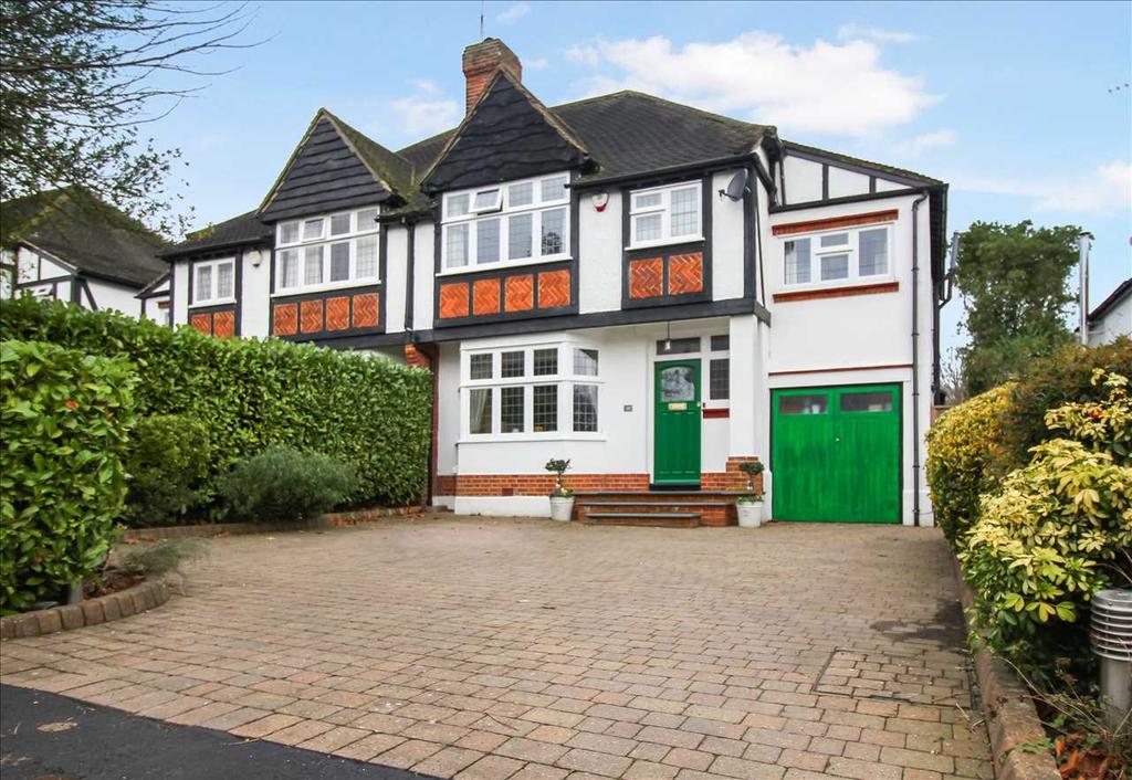 Worrin Road, Shenfield, Brentwood 4 bed house £1,095,000