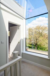 203b Coleridge Road, Cambridge, CB1 3PW