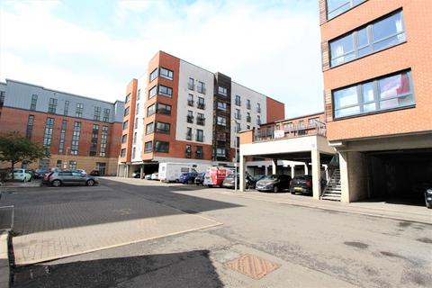 2 bedroom flat to rent, Salamander Court, Leith, Edinburgh, EH6