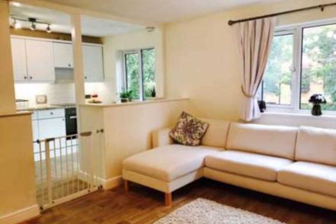 62 Deerhurst Close, Feltham, TW13 7HT