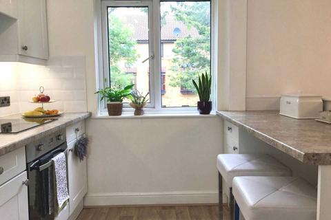 62 Deerhurst Close, Feltham, TW13 7HT