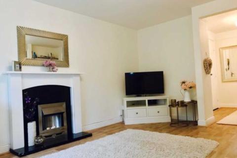 62 Deerhurst Close, Feltham, TW13 7HT