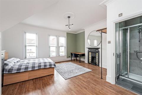 6 bedroom terraced house to rent - Hermitage Road, London