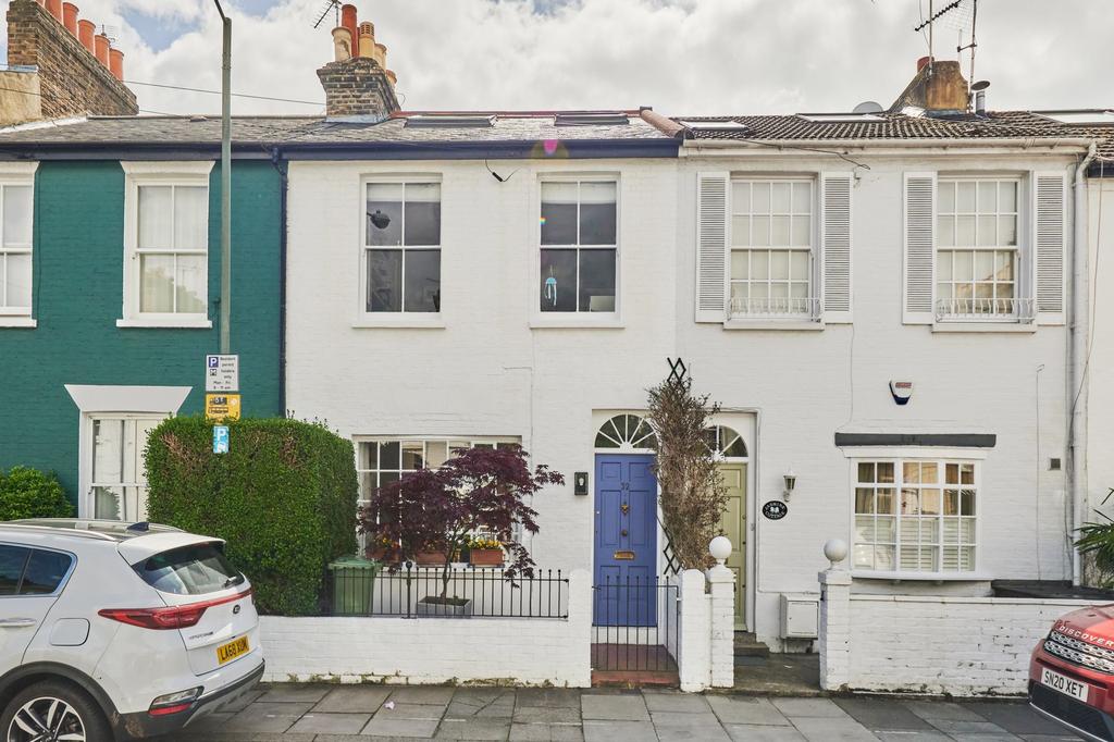 Archway Street, Barnes, SW13 3 bed house £1,275,000