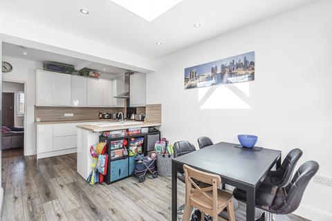 85 Kingsground, London, SE9 5EY