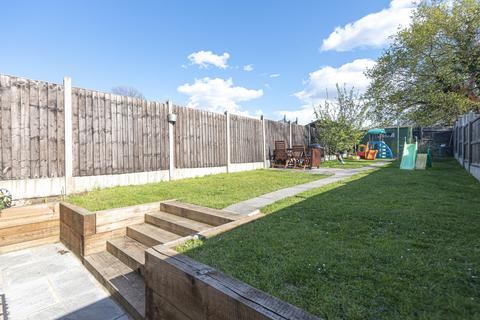 85 Kingsground, London, SE9 5EY