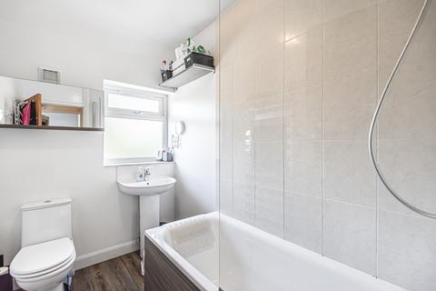 85 Kingsground, London, SE9 5EY