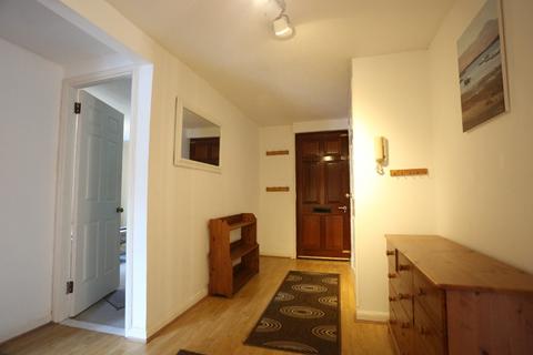 2 bedroom flat to rent, Eskside West, Musselburgh, East Lothian, EH21