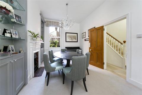 5 Salisbury Road, Richmond, TW9 2JB