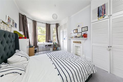 5 Salisbury Road, Richmond, TW9 2JB