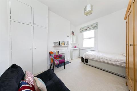 5 Salisbury Road, Richmond, TW9 2JB