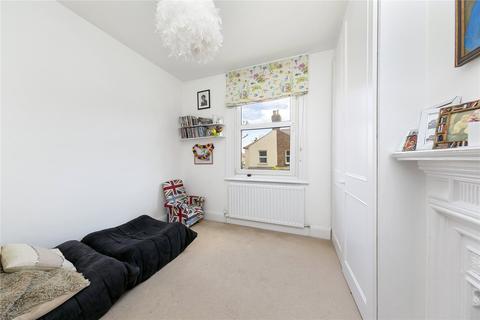 5 Salisbury Road, Richmond, TW9 2JB