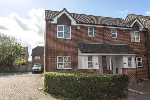 19 Latham Close, Dartford, DA2 6NS