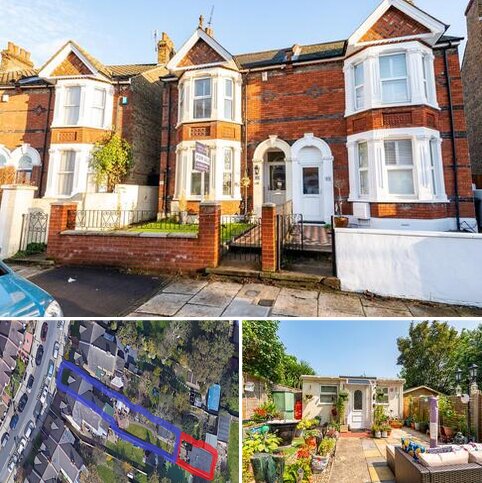 3 Bed Houses For Sale In Gravesend