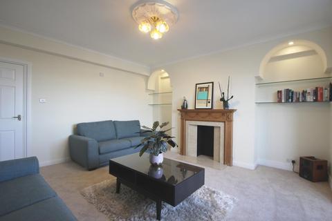 3 bedroom flat to rent, Latymer Court, Hammersmith Road, Hammersmith, W6