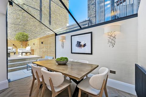 12a Redcliffe Street, London, SW10 9DT