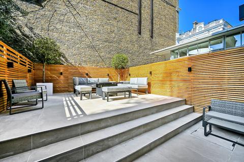 12a Redcliffe Street, London, SW10 9DT