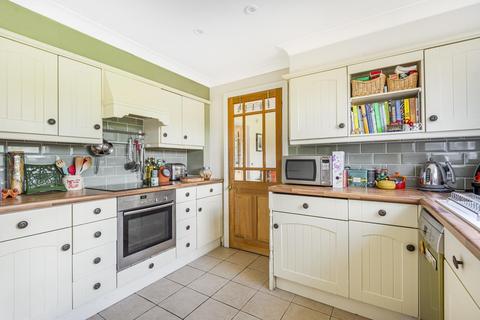 7 Dukes Close, Cranleigh, GU6 7JU