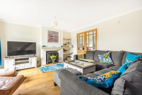 7 Dukes Close, Cranleigh, GU6 7JU