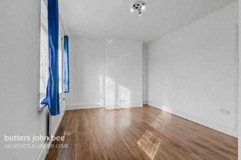 2 bedroom townhouse to rent, Leawood Road, Stoke-on-trent