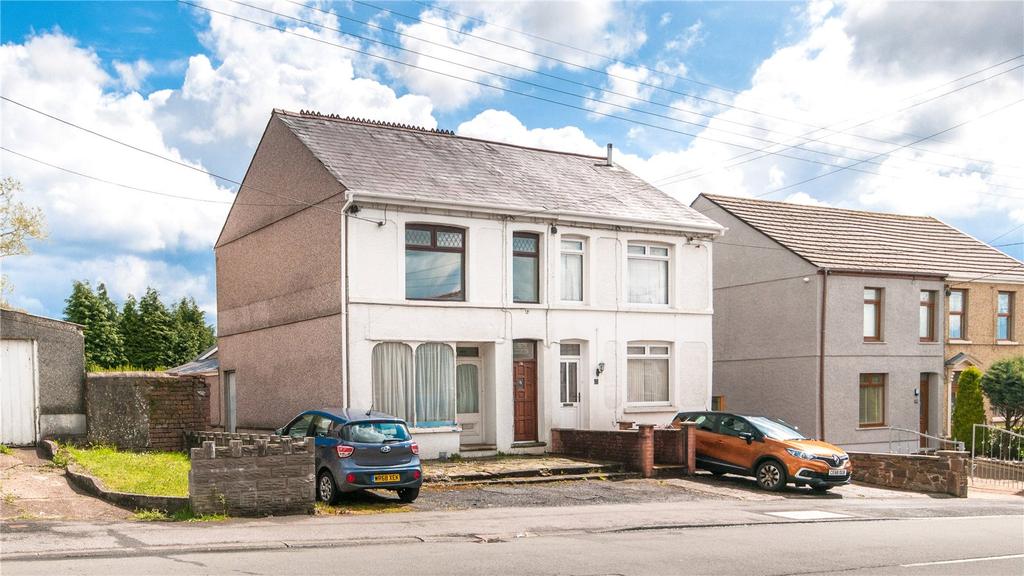 Brecon Road, Ystradgynlais, Swansea, SA9 3 bed semidetached house £159,950