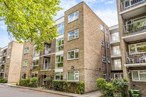 4, Moliner Court, 15 Brackley Road, Beckenham, BR3 1RX