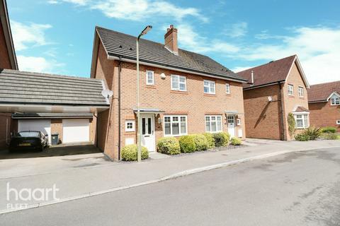 10 Bufton Field, North Warnborough, Hook, RG29 1DW