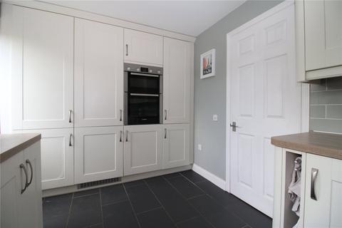 3 Fry Close, Swindon, SN5 8ZN