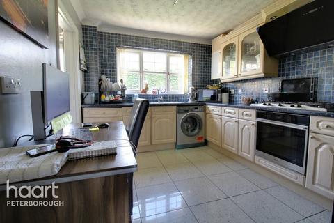 23 Barkston Drive, Peterborough, PE1 4LA