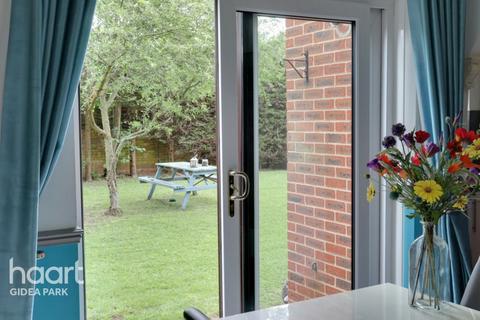Flat 1, Heathlands Witham Road, Romford, RM2 5XB