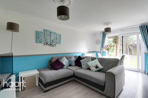 Flat 1, Heathlands Witham Road, Romford, RM2 5XB