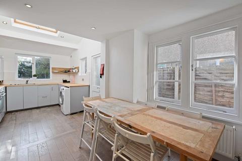 5 bedroom house to rent, Trundleys Road, London, SE8 5JG